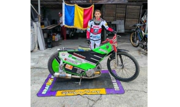 Denis Alberto Chelu, de la CSM Brăila, în prima semifinală a Campionatului Mondial de Speedway al clasei Youth din Cehia