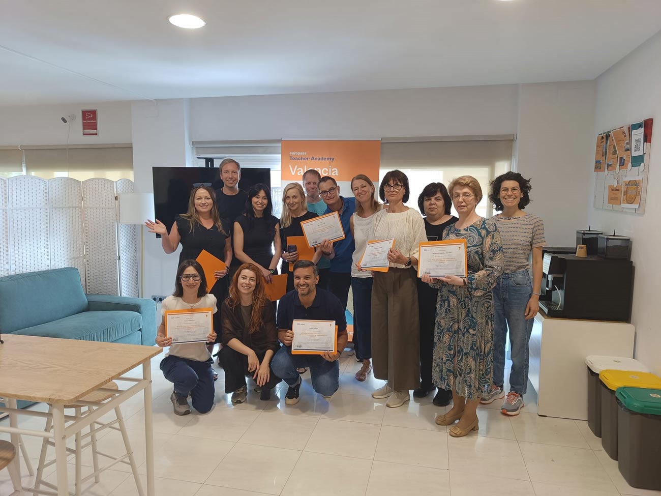 Inovație și digitalizare în educație: Profesori de la Liceul Teoretic „George Vâlsan” din Făurei, formare Erasmus+ în Valencia