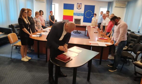 Un nou consilier județean a fost «activat»: PNL-istul Eugen Claudiu Chiru