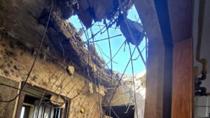 Sprijin financiar pentru locatarii afectați de explozia dronei care a lovit un bloc din Galați. Ce sume alocă Guvernul