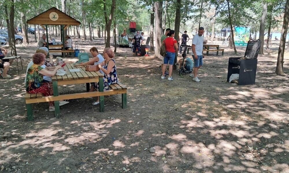 Locul de picnic din stațiunea Lacu Sărat a primit botezul focului