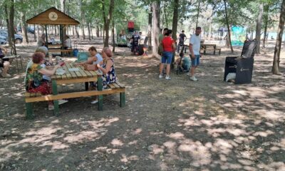 Locul de picnic din stațiunea Lacu Sărat a primit botezul focului
