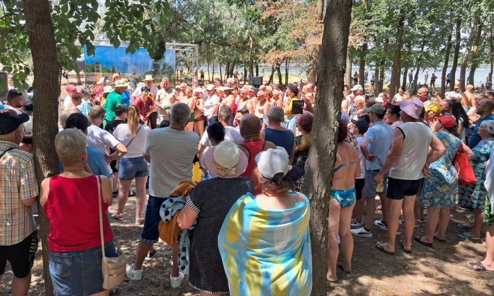 Locul de picnic din stațiunea Lacu Sărat a primit botezul focului