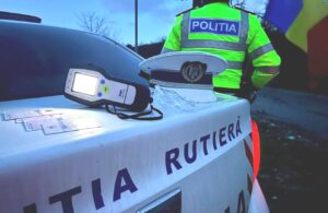 Infractori pe șosele. Un șofer fără permis a fugit de polițiști