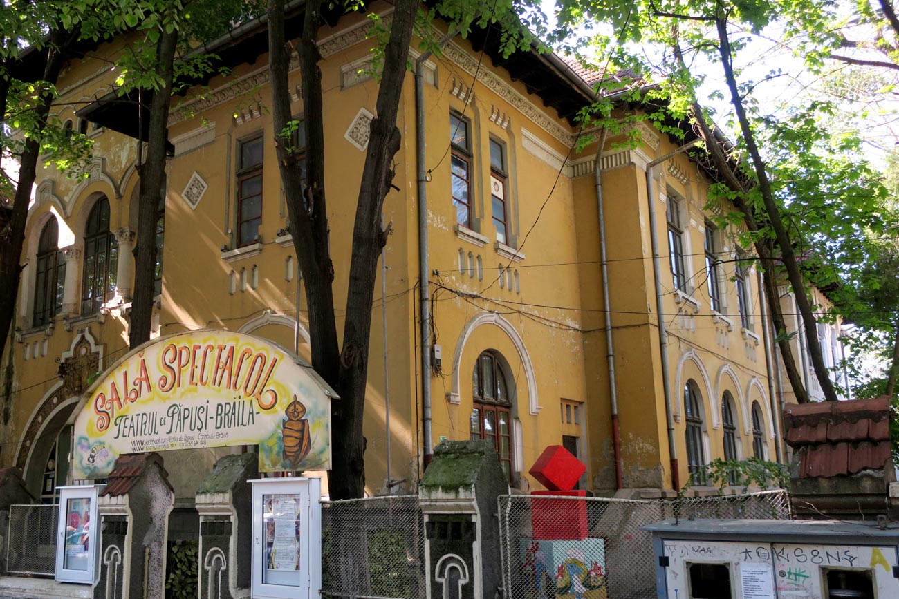 Teatrul de păpuși Brăila își menține «casa» pentru următorii 10 ani
