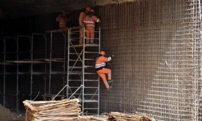 Curg amenzile la angajatorii din construcții din Brăila