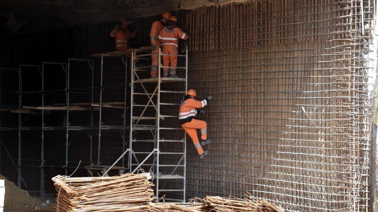 Curg amenzile la angajatorii din construcții din Brăila