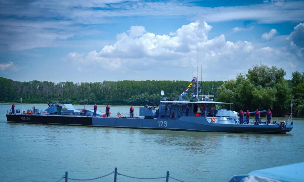 Șef de echipaj pentru o zi la Flotila Fluvială