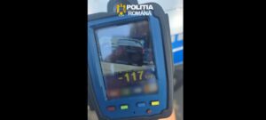 Vitezomanii de duminică. 24 de conducători auto surprinși de radar