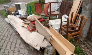 Locuitorii mai multor comune din județul Brăila au posibilitatea de a scăpa, gratuit, de mobila care nu le mai trebuie