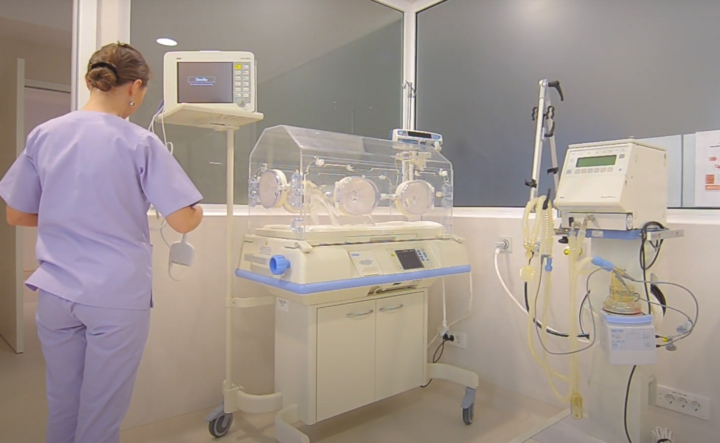 Vitamina K administrată la naștere, ținta unui nou val de informații false pe TikTok