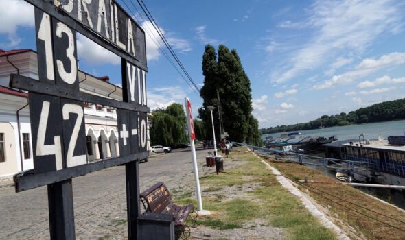 Dunărea a scăzut foarte mult
