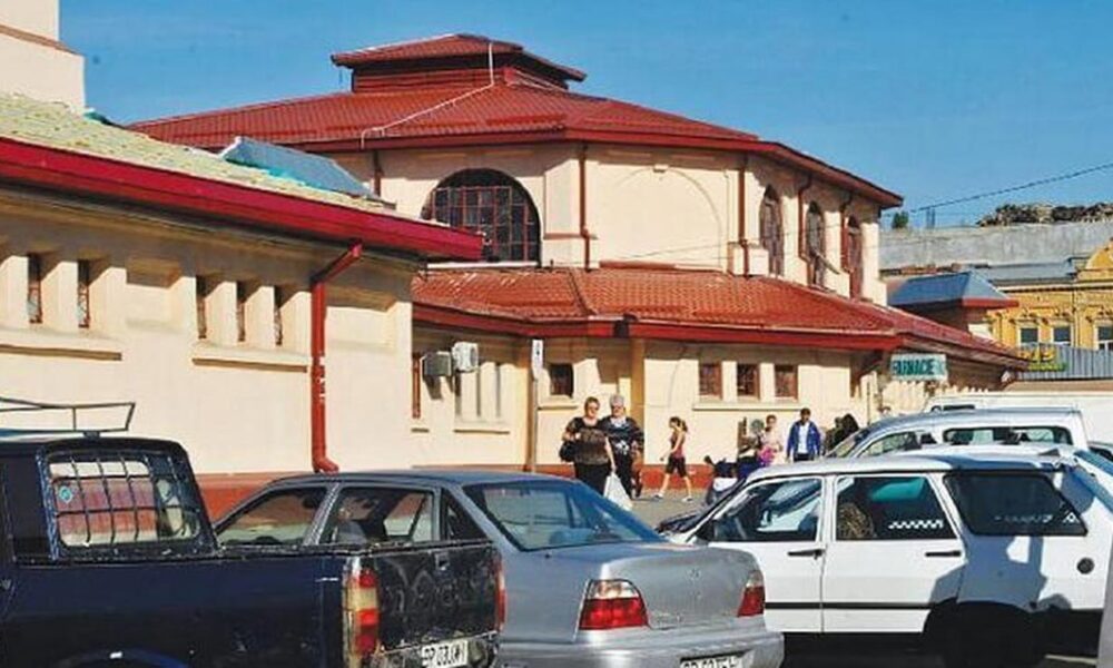 Hala Mare, surprize după redeschidere