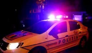 Trei minore, agresate de un bărbat într-o stație de autobuz