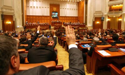 Parlamentarii au corectat aberația din Codul Administrativ. În Brăila nu și-a dat demisia niciun consilier local, municipal, județean