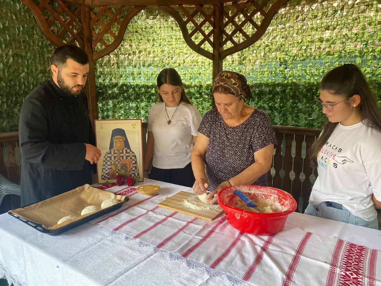 Copiii din Esna și Mihail Kogălniceanu-Domnița au învățat tainele picturii bisericești