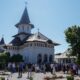 Hram la Mănăstirea „Adormirii Maicii Domnului” de la Vladimirești