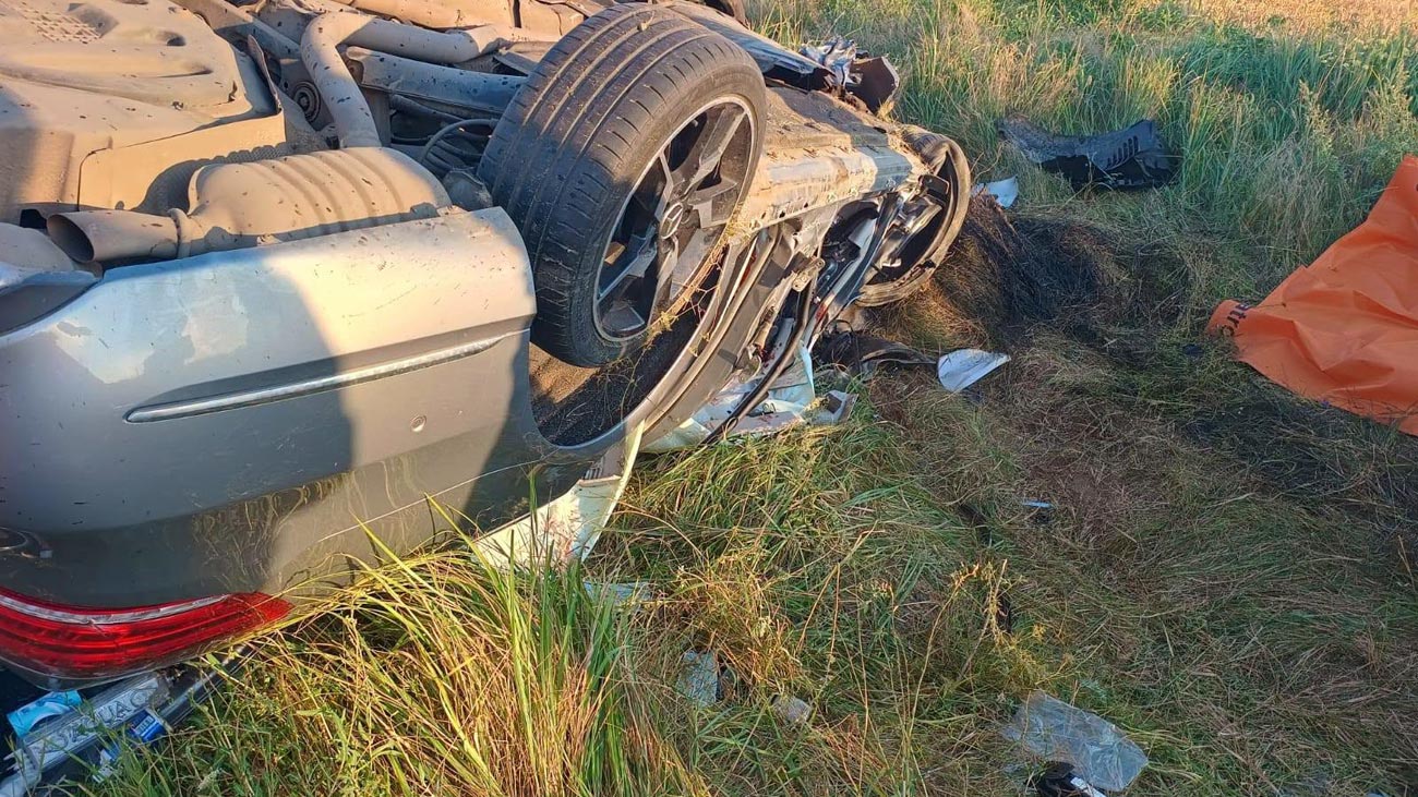 Accident mortal pe DJ 221. Două persoane au murit