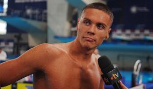 David Popovici luptă azi pentru aur la Europenele de la Paris