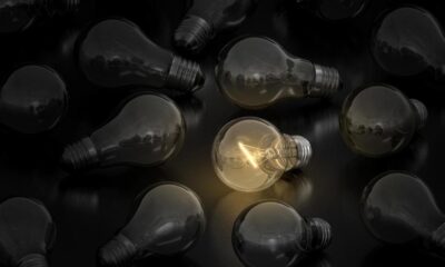 Judecătorii CCR sting lumina. Încep să facă economie din cauza crizei energetice