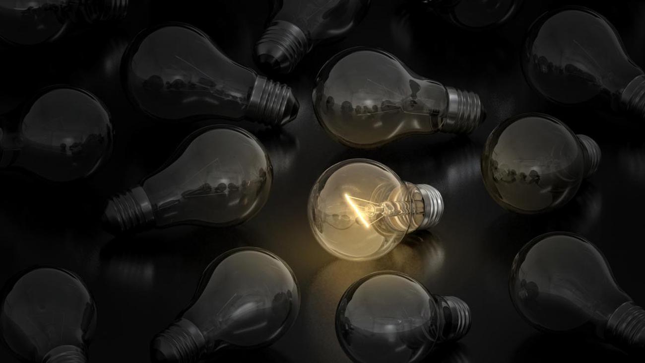 Judecătorii CCR sting lumina. Încep să facă economie din cauza crizei energetice