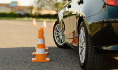 Proba în poligon ar putea reveni la examenul auto. Ce manevre vor trebui să știe viitorii șoferi