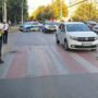 Minor accidentat pe Șoseaua Buzăului. El traversa pe trecerea de pietoni, alături de trotineta pe care o deținea