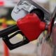 Cu cât s-a ieftinit motorina duminică, după reducerea accizei cu 20%