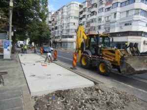 Lucrare în premieră: plăci din beton în staţia de la Telefoane
