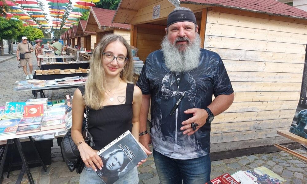 Cărți pentru toate gusturile la Târgul de Carte de pe Regală