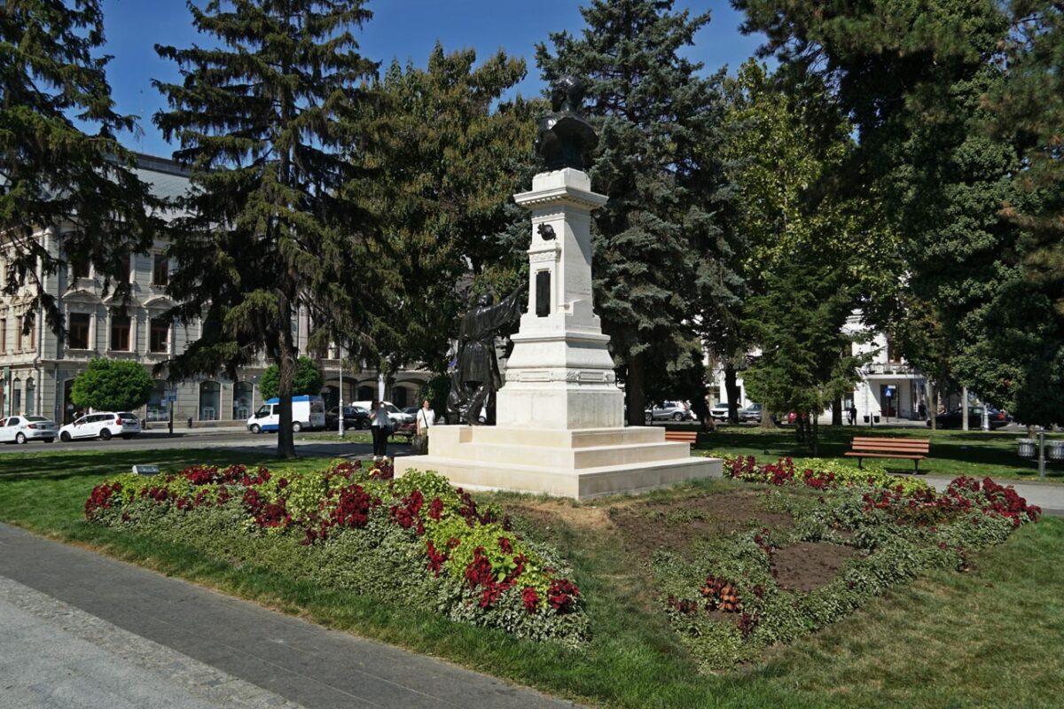 Monumentul lui Traian, fără pată, ca în prima zi de la inaugurare