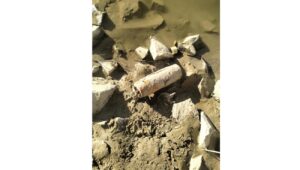 Proiectil neexplodat, găsit în albia râului Buzău