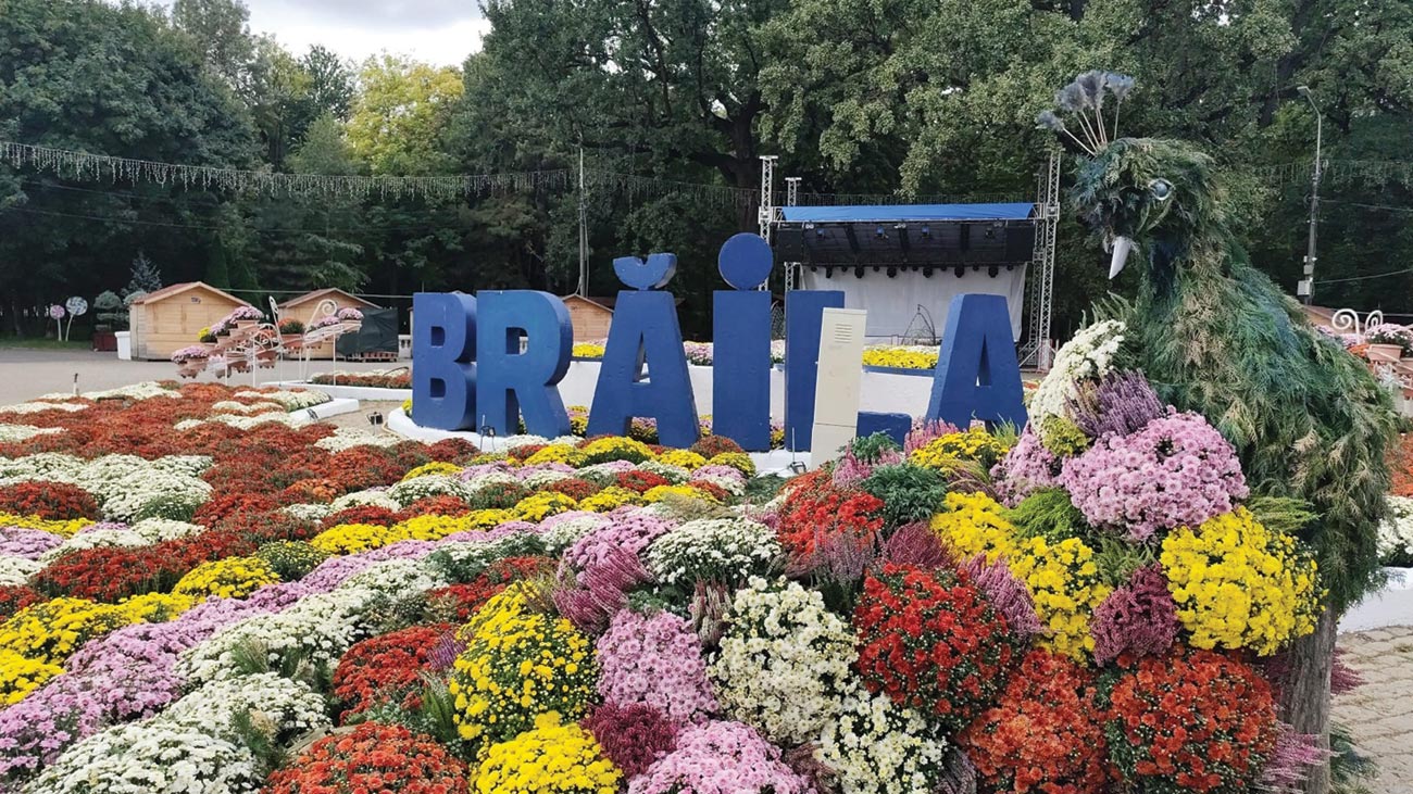 Festivalul Florilor de Toamnă. Brăila îmbracă, din nou, hainele de sărbătoare