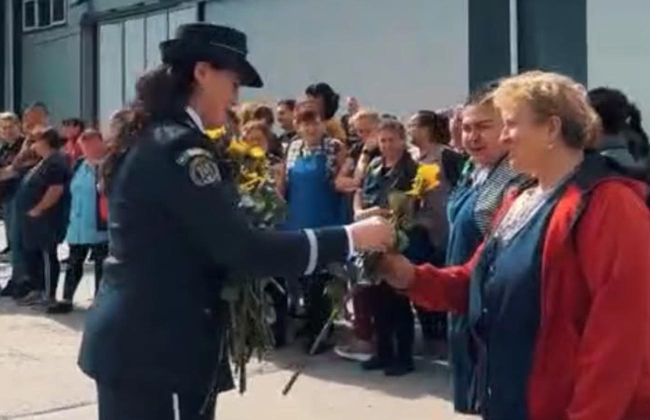 Curajul de a nu rămâne în tăcere. Femeile din Măxineni au primit sfaturi de la polițiști