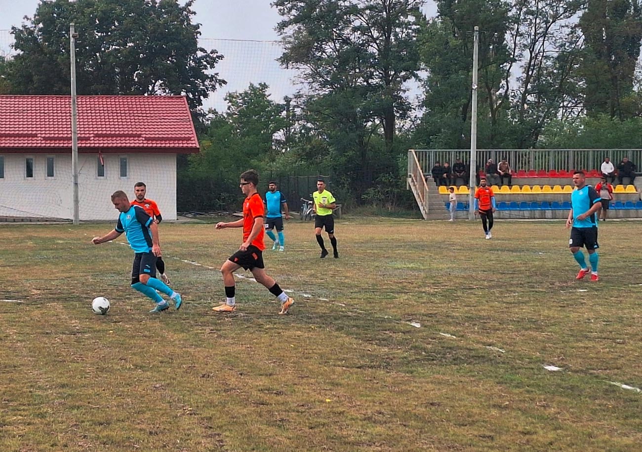 Meci spectaculos, cu întoarcere de scor, între Viitorul Galbenu și Daous Dava 2018 Brăila