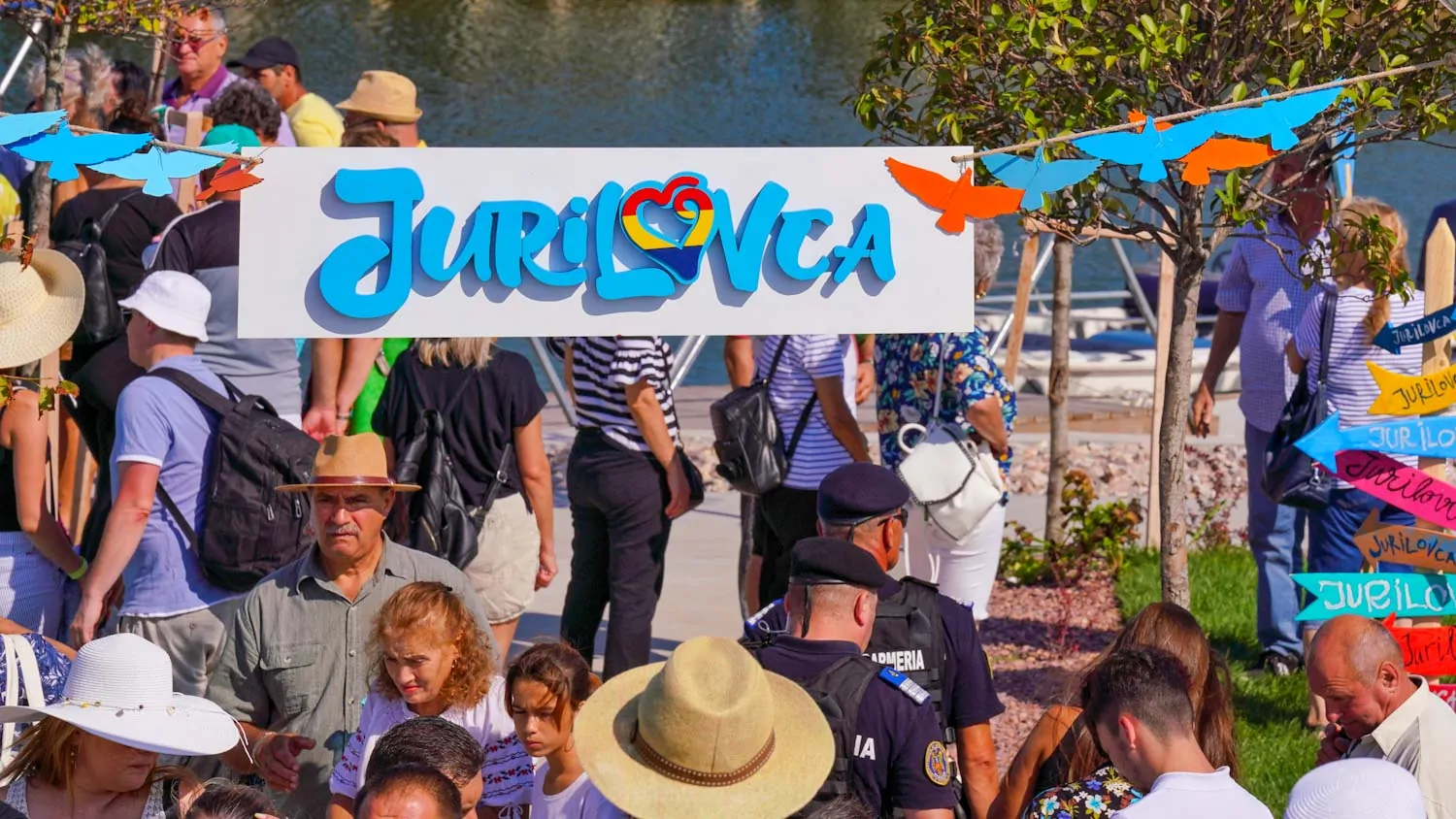 Sute de turiști, păcăliți de ChatGPT: Au mers la Jurilovca, fiind convinşi că va avea loc Festivalul Borșului Lipovenesc