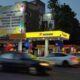 Un bărbat din Brăila a fost reținut de autorități și plasat sub control judiciar după ce a agresat un bărbat în incinta unei stații de alimentare cu carburant