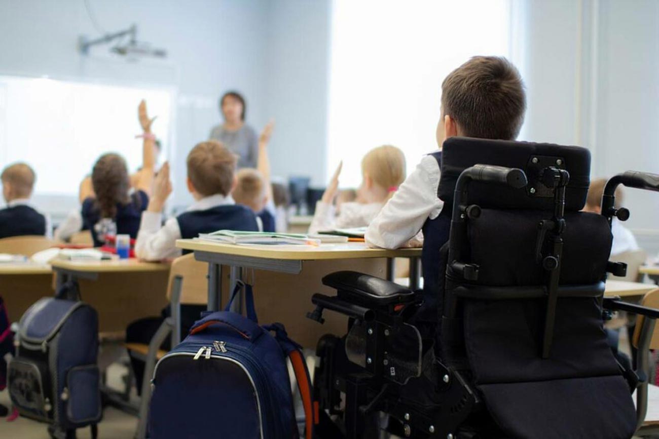 Sprijinul copiilor cu CES la Brăila: un profesor la 41 de elevi cu cerințe educaționale speciale
