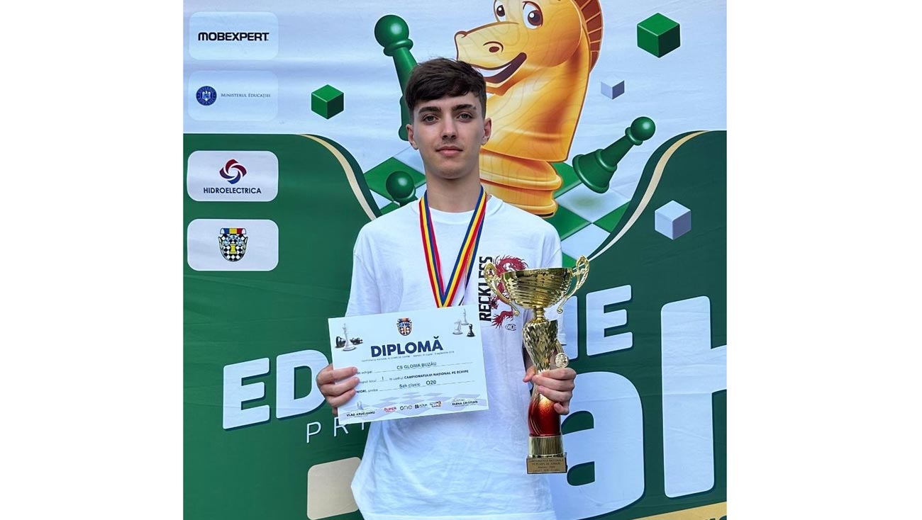 Teodor Cosmin Nedelcu, dublu medaliat cu aur la Campionatul Național de Șah pe echipe
