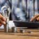 După scumpirea energiei electrice la Hidroelectrica, și alți furnizori ar putea majora prețurile. Se estimează creșteri între 10 - 15%