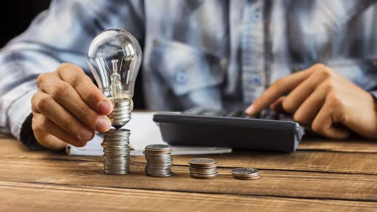 După scumpirea energiei electrice la Hidroelectrica, și alți furnizori ar putea majora prețurile. Se estimează creșteri între 10 - 15%