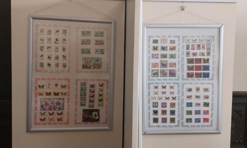 Cea mai mare expoziție de timbre și cărți poștale, deschisă la Casa Colecțiilor Etnografice