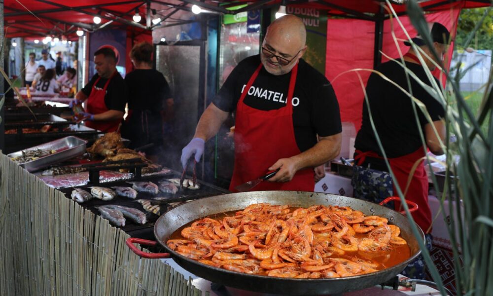 Trei zile de gust, muzică și emoție la Festivalul Peștelui de la Brăila