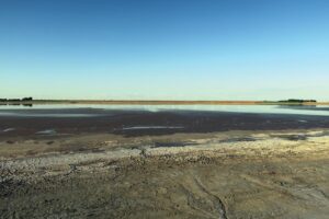 Lacul sărat de la Movila Miresii aproape s-a evaporat