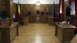 Judecătoare din Galați, exclusă din magistratură pentru că a amânat nejustificat pronunțarea în 387 de dosare