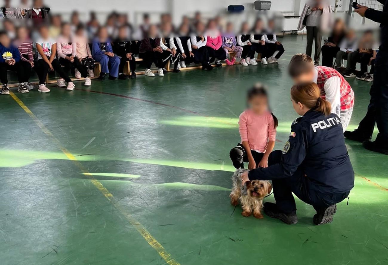 Ziua Mondială a Animalelor. Copiii au fost sfătuiți cum să protejeze animalele, să nu comită fapte de cruzime, abandon sau neglijarea acestora
