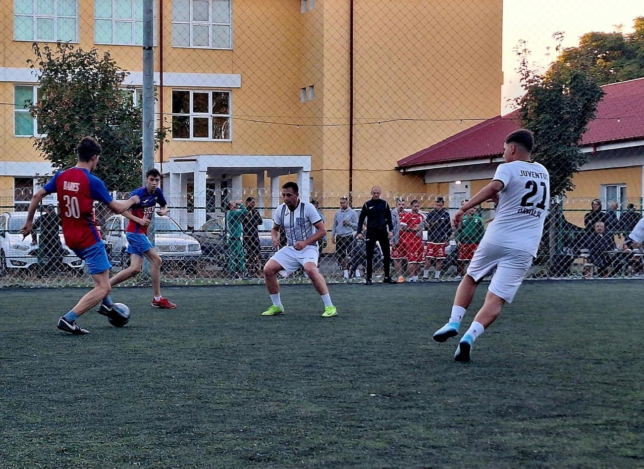 Campionatul de Minifotbal Brăila: Juventus este lider după 5 etape, cu 15 puncte