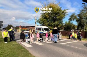 De la traversarea străzii la prevenirea violenței. Lecții importante pentru elevii din Brăila