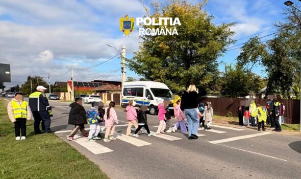 De la traversarea străzii la prevenirea violenței. Lecții importante pentru elevii din Brăila
