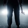Conflict între vecini ”soluționat” cu toporul. Începe judecata agresorului